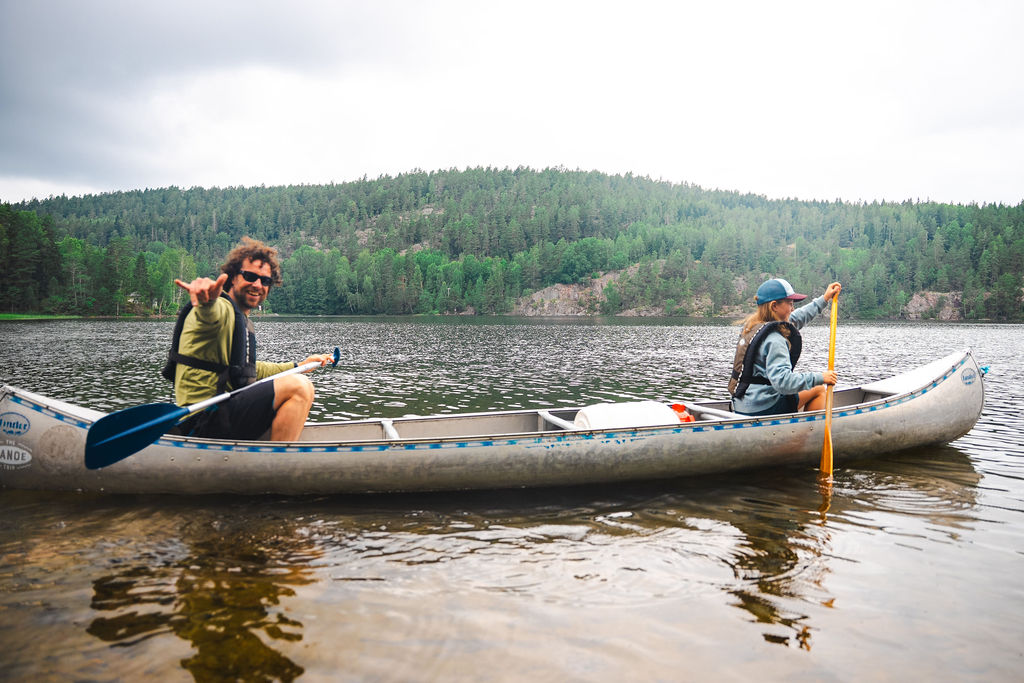 vader en zoon in kano